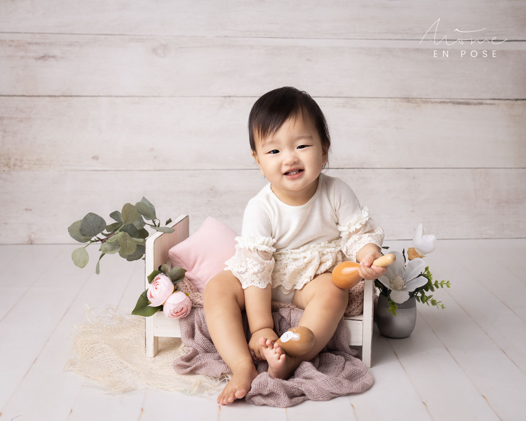 Séance un an de bébé en studio