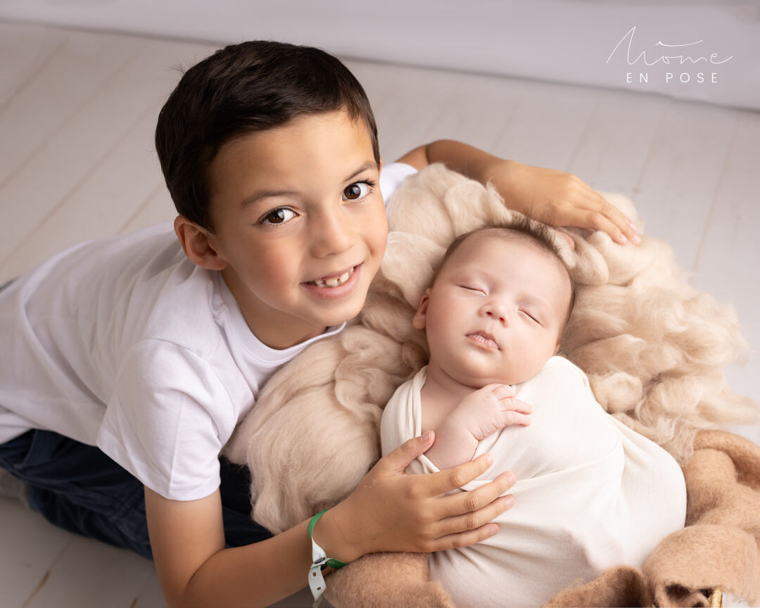Des photos de bébé avec votre ainé (e)