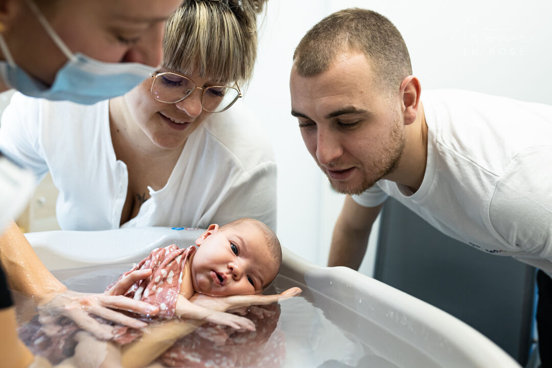 Bain thalasso thérapeutique pour nouveau né