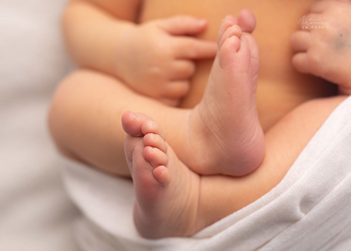 petits pieds de nouveau né