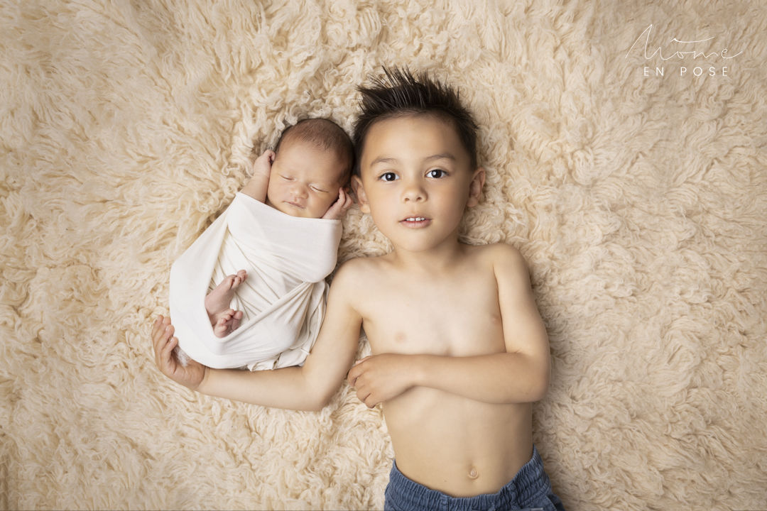 Séance naissance - Les photos avec les ainés