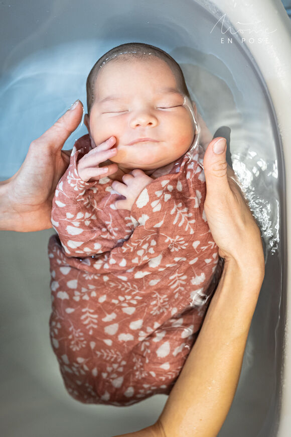 Bain thalasso thérapeutique pour nouveau né