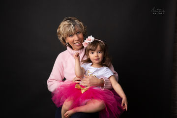 Photos de famille en studio - Jade et sa mamie